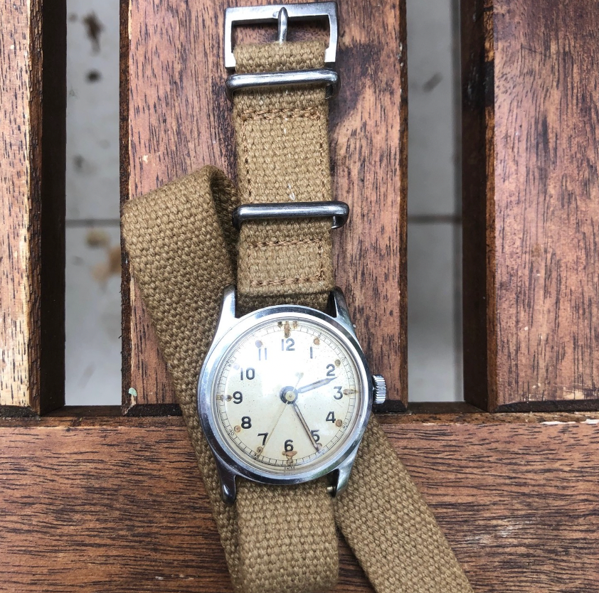 6B/321 strap evolved from the AF0210 strap