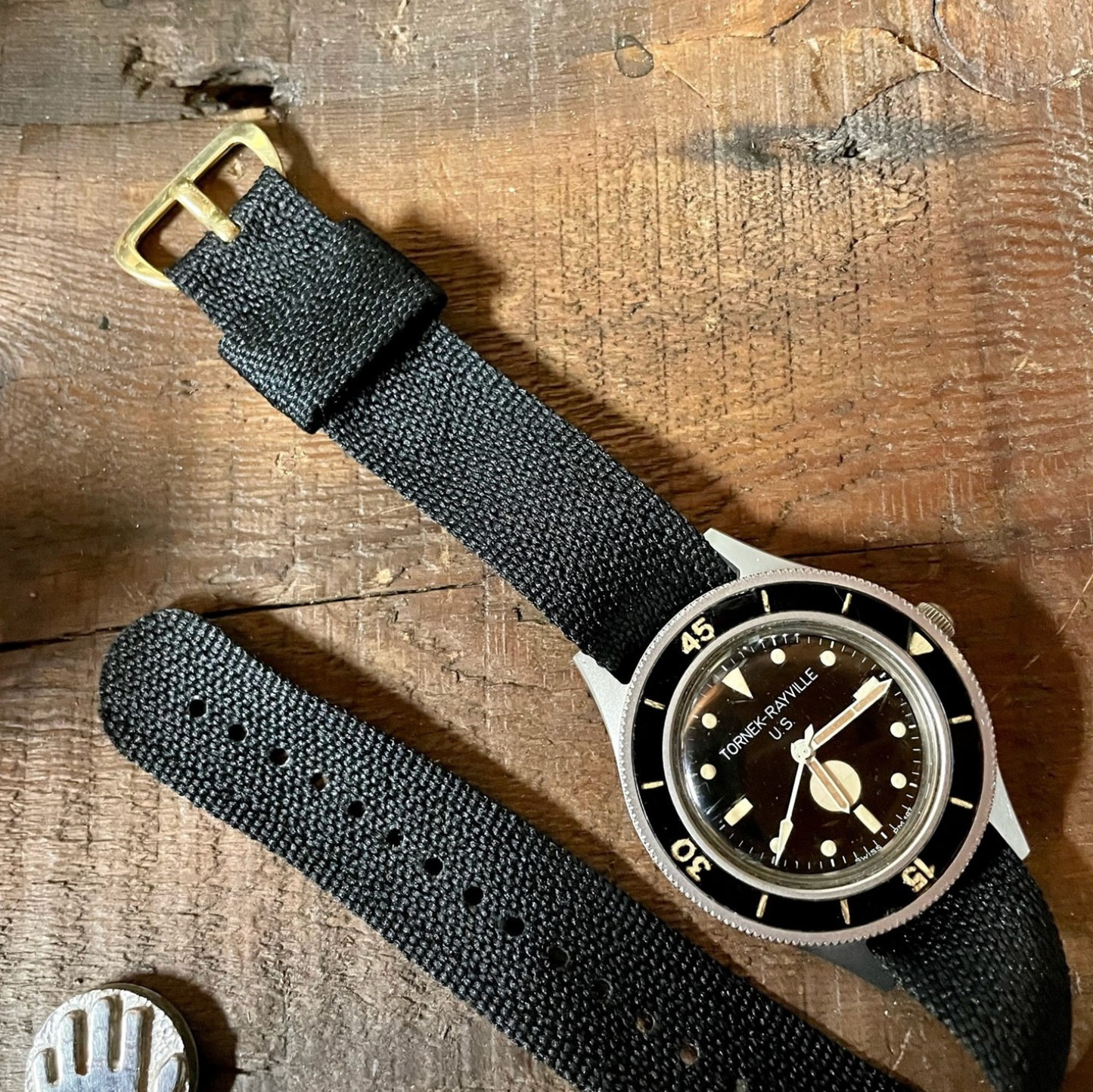 TR-900 STRAP, THE MILSPEC STRAP FOR 1960’S DIVE WATCHES